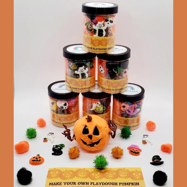 Make your own pumkin out of playdough kids kit