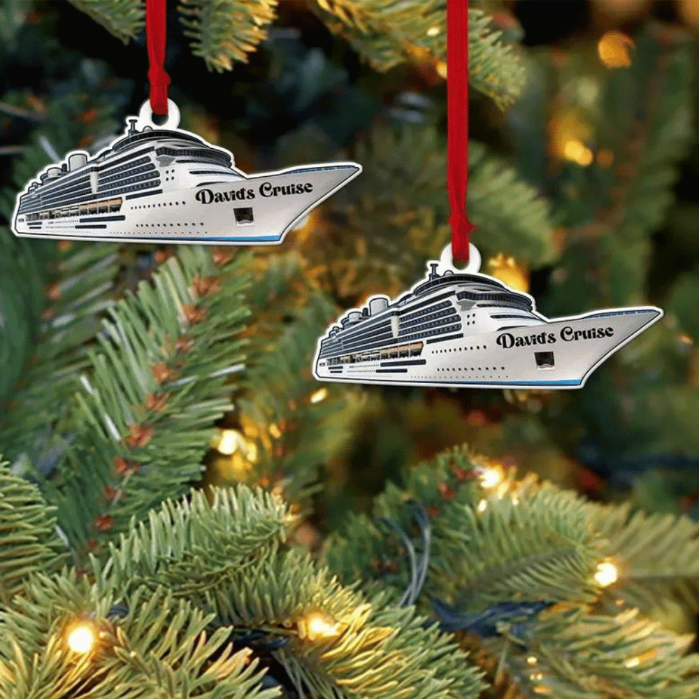 Hanging tree decorations in shape of Cruise ships